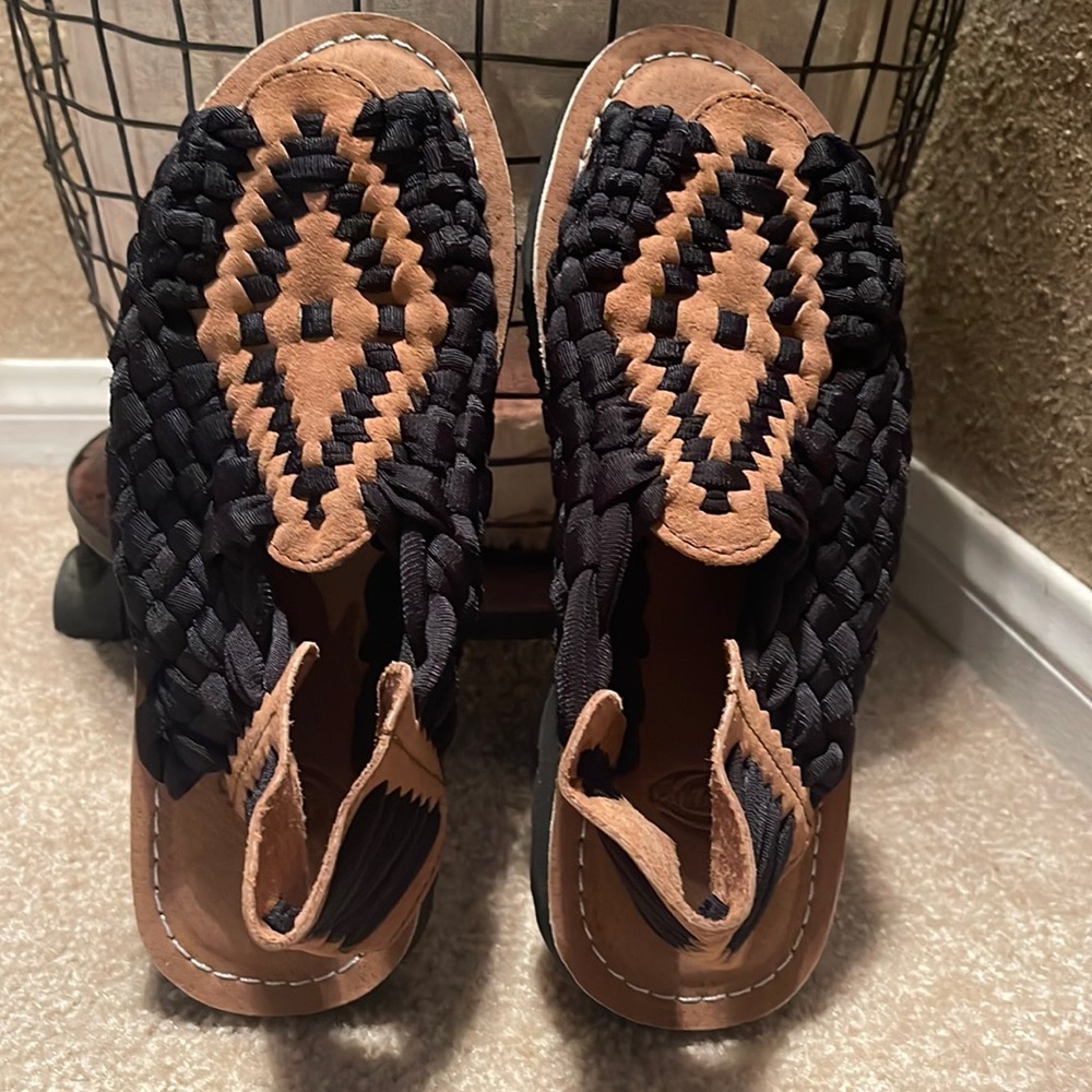 Chubasco Unisex Handmade Leather Sandals